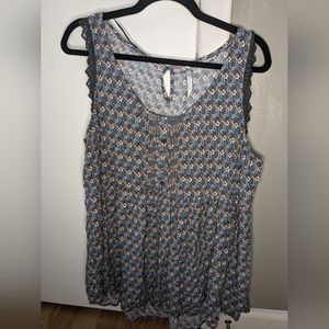 Lauren Conrad floral tank size XL